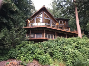 Silver Lake #7 - Unsurpassed Lakefront Views From This Spectacular Pet-friendly