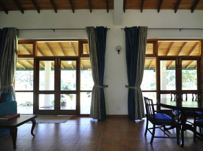Jungle Tide Bungalow