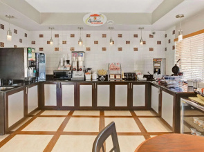 Super 8 By Wyndham Houston/I-10/Federal Road