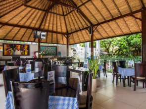 Ozz Hotel - Kuta Bali