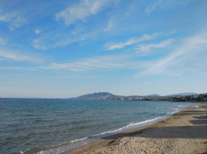 La Vita apartments 10 min from the airport,near the sea!