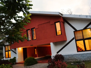 Kadkani Riverside Resort