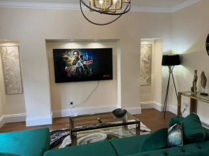 Glasgow Central Paradise - Spacious 3- Bed House