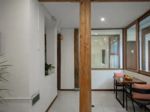 Tengchong Suxin Little Garden Inn（Airport Pick-up)