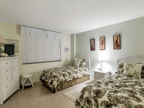 Seaview Condo #57159