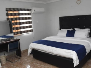 Stunning 3-bed House in Well Secured Estate, Lekki