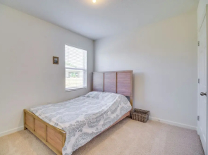 Pet-friendly Sebastian Retreat: 7 Mi to Beach!