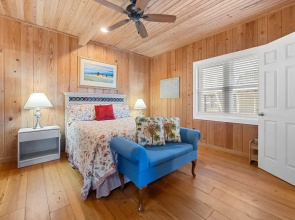 Laughin Place I 1 Bedroom Home by Peace Vacations