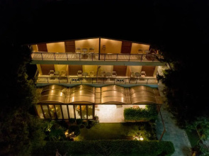 Hotel Chris