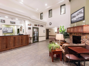 Super 8 by Wyndham Amherst NS