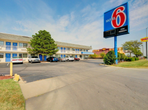 Motel 6 Wichita, KS