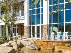 Dollywood's DreamMore Resort