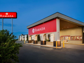 Ramada by Wyndham Bismarck