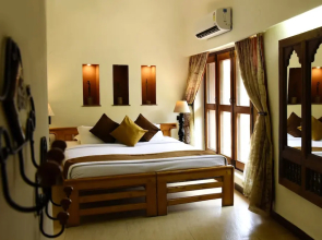 Hampis Boulders Resort