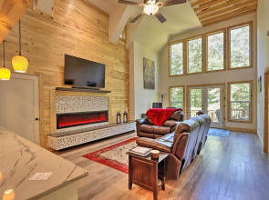 New Construction With Modern Design & Hot Tub!