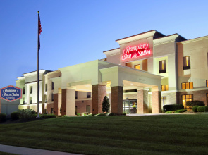 Hampton Inn & Suites Madisonville