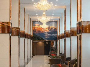 Golden Empire Suvarnabhumi Hotel