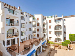 Flipflop Surfing Playa Apartments