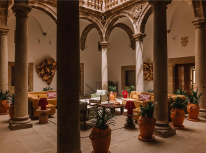 Palacio De Godoy Caceres, Curio Collection By Hilton