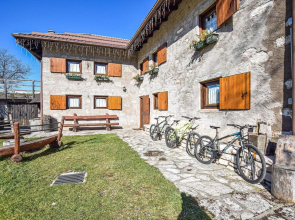 Awesome Home in Castello Tesino With 4 Bedrooms and Wifi