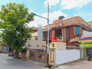 OYO 2547 Assirot Residence