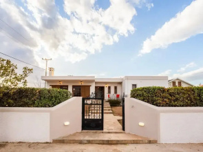 Artemida Beachside Escape w BBQ Parking