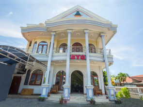 OYO 2848 Senaz Guesthouse