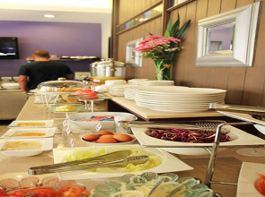 Sawasdee Hotel @ Sukhumvit Soi 8