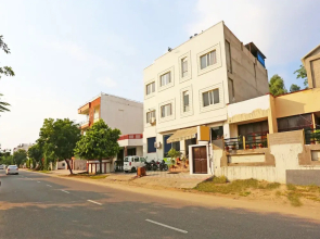 OYO 9649 Hotel Vijay Palace