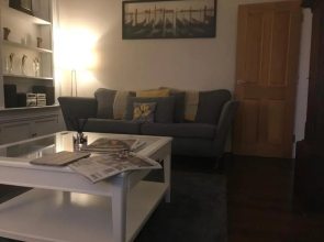 Stramongate Apartment