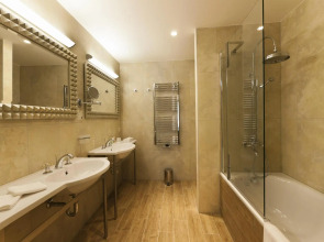 Grandhotel AMBASSADOR National House