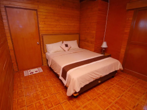 Villa ChavaMinerva Kayu - Ciater Highland Resort