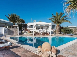 Villa Mina Apartments