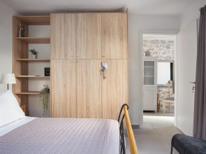 K Waterfront Residence In Mani