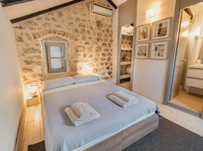 18th Century Villa in the UNESCO Bay of Kotor