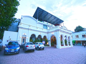 OYO 8780 Hotel Windsor Castle