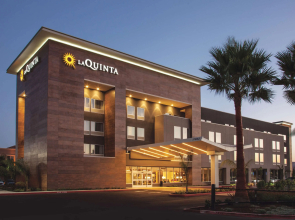 La Quinta Inn & Suites by Wyndham Morgan Hill-San Jose South