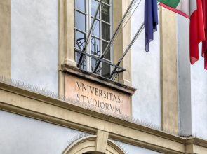 ANGOLO AL PONTE - Mini monolocale in pieno centro storico