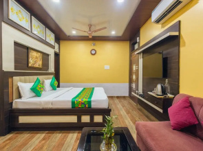 Treebo Saumendra Residency
