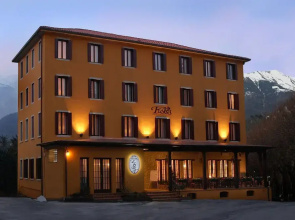 Albergo Ristorante Flora