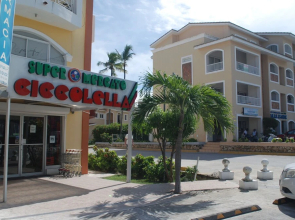 B102 - A Hidden Gem on Los Corales Beach - 2br