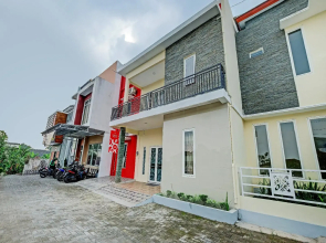 OYO 90424 Kangen House
