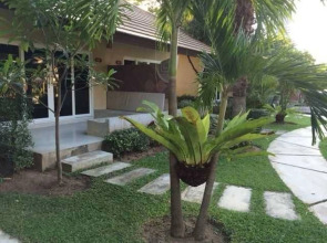 East Sea Paradise Hotel