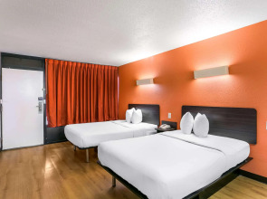 Rodeway Inn Baltimore - Inner Harbor South