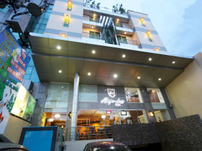 Festive Hotel Makati