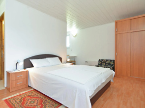 Apartment 1631