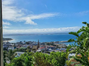 3ColoursBlue Guest House