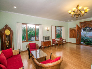 Puri Saron Hotel Madangan