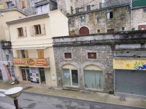 House With 3 Bedrooms in Joyeuse, With Wonderful Mountain View, Terrac