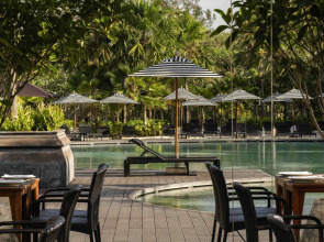 Pullman Phuket Karon Beach Resort ex. Hilton Phuket Arcadia Resort